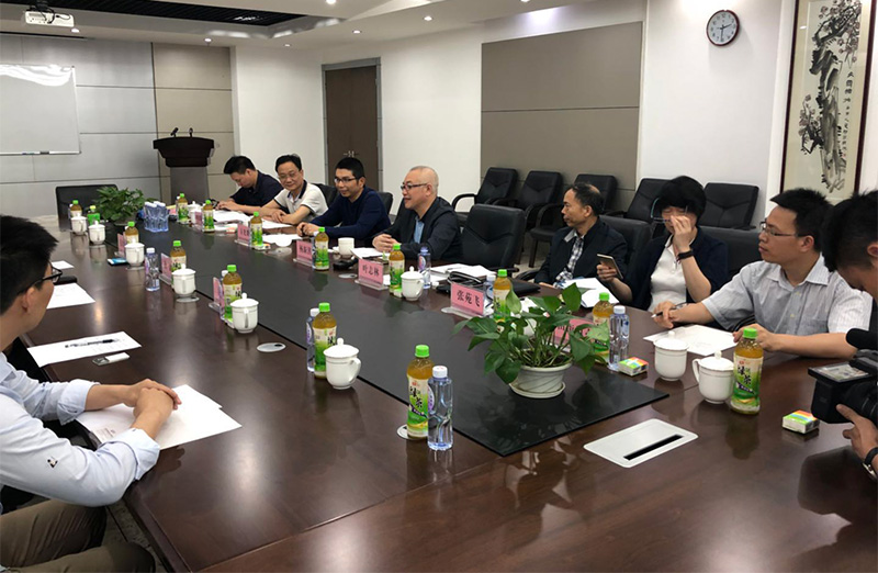 深圳市统计局局长杨新洪一行莅临6686体育首页公司参观调研